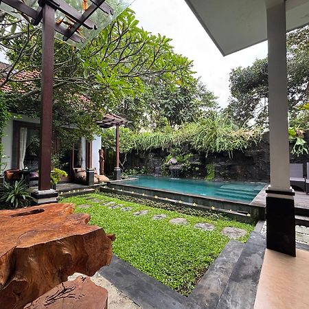 Bumbung Sari Villa อูบุด ภายนอก รูปภาพ