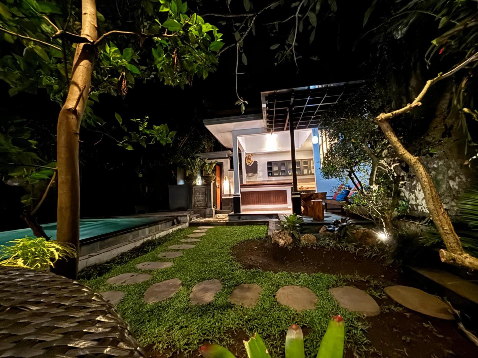 Bumbung Sari Villa อูบุด ภายนอก รูปภาพ