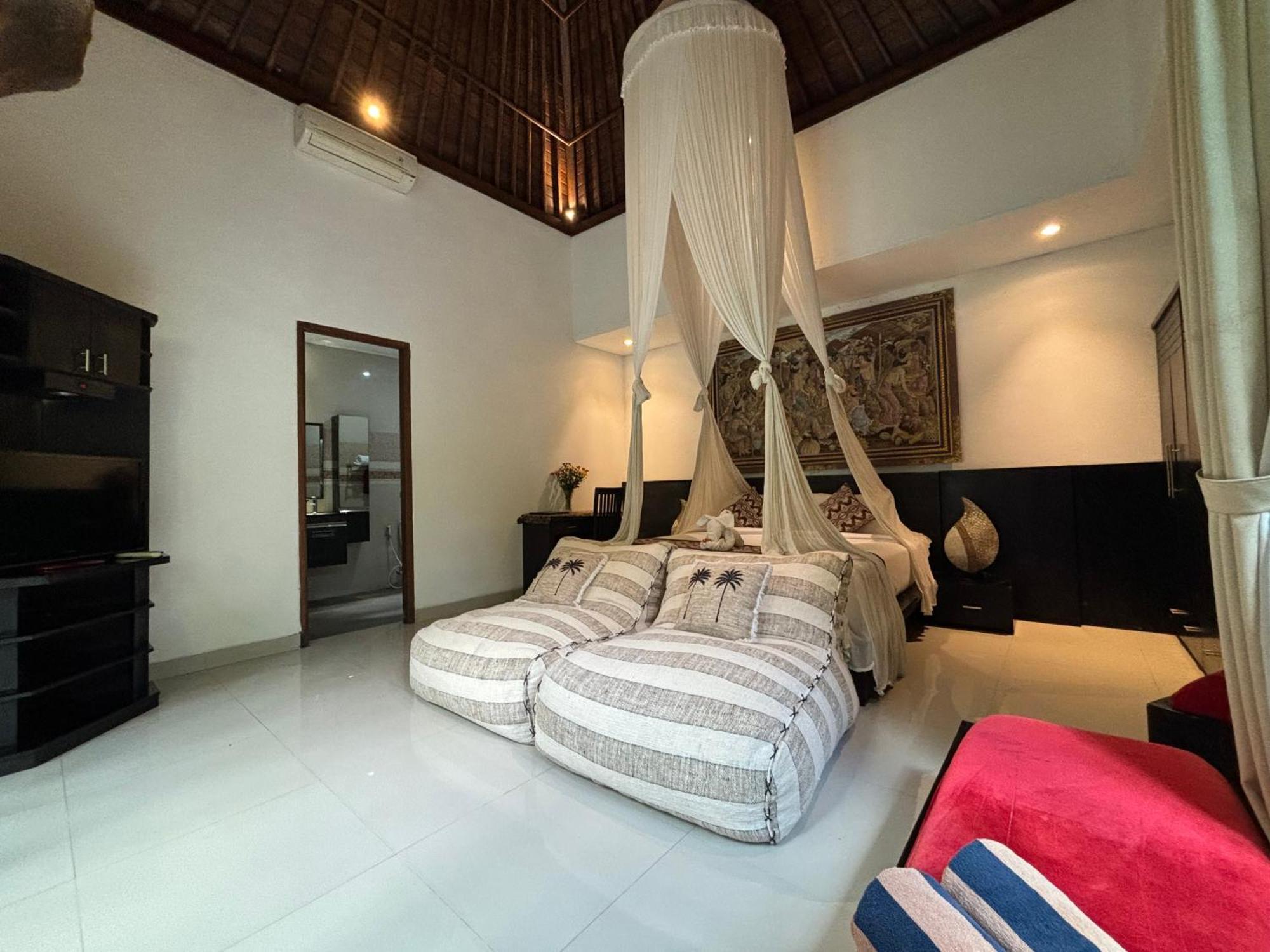 Bumbung Sari Villa อูบุด ภายนอก รูปภาพ