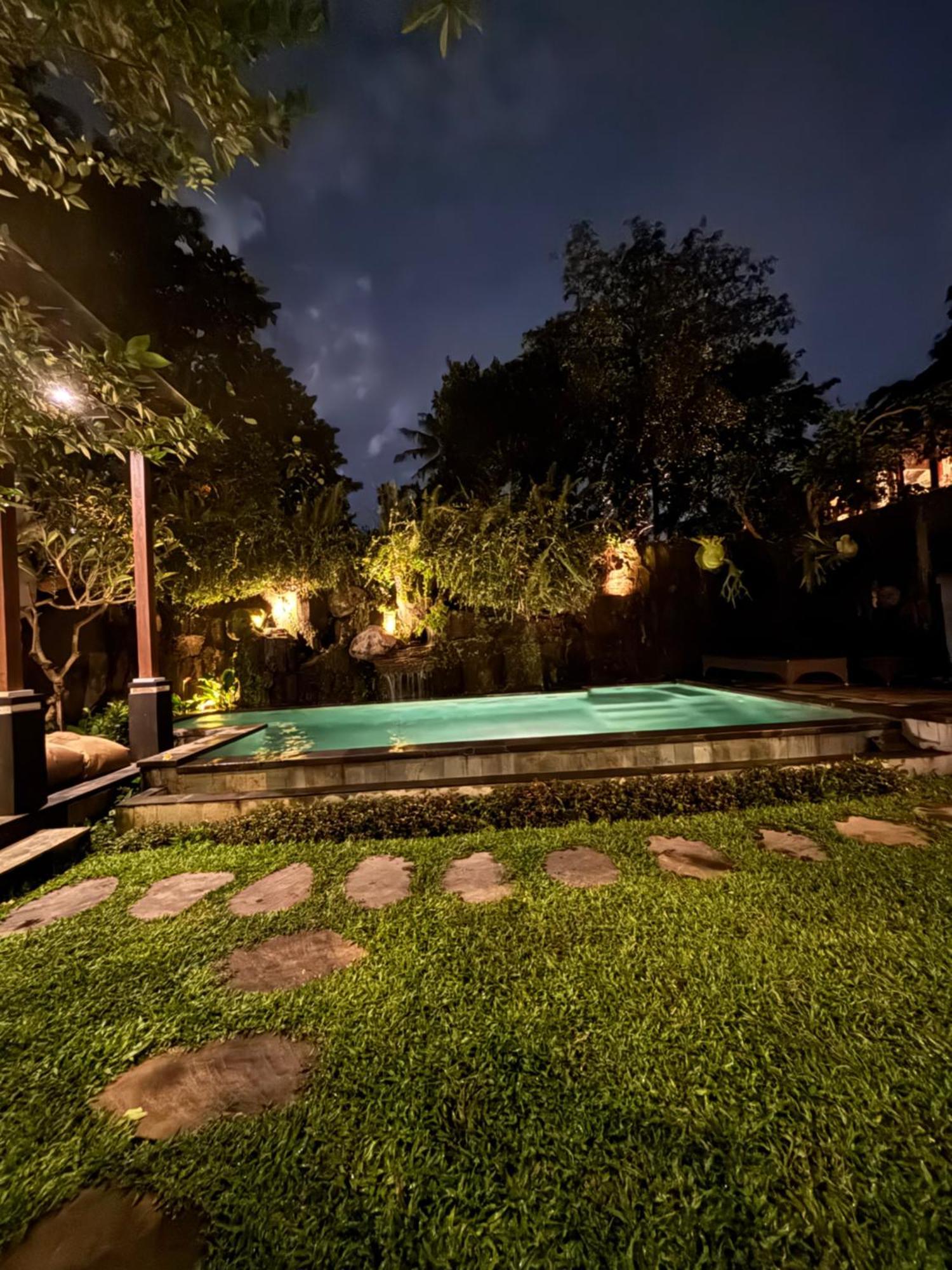 Bumbung Sari Villa อูบุด ภายนอก รูปภาพ