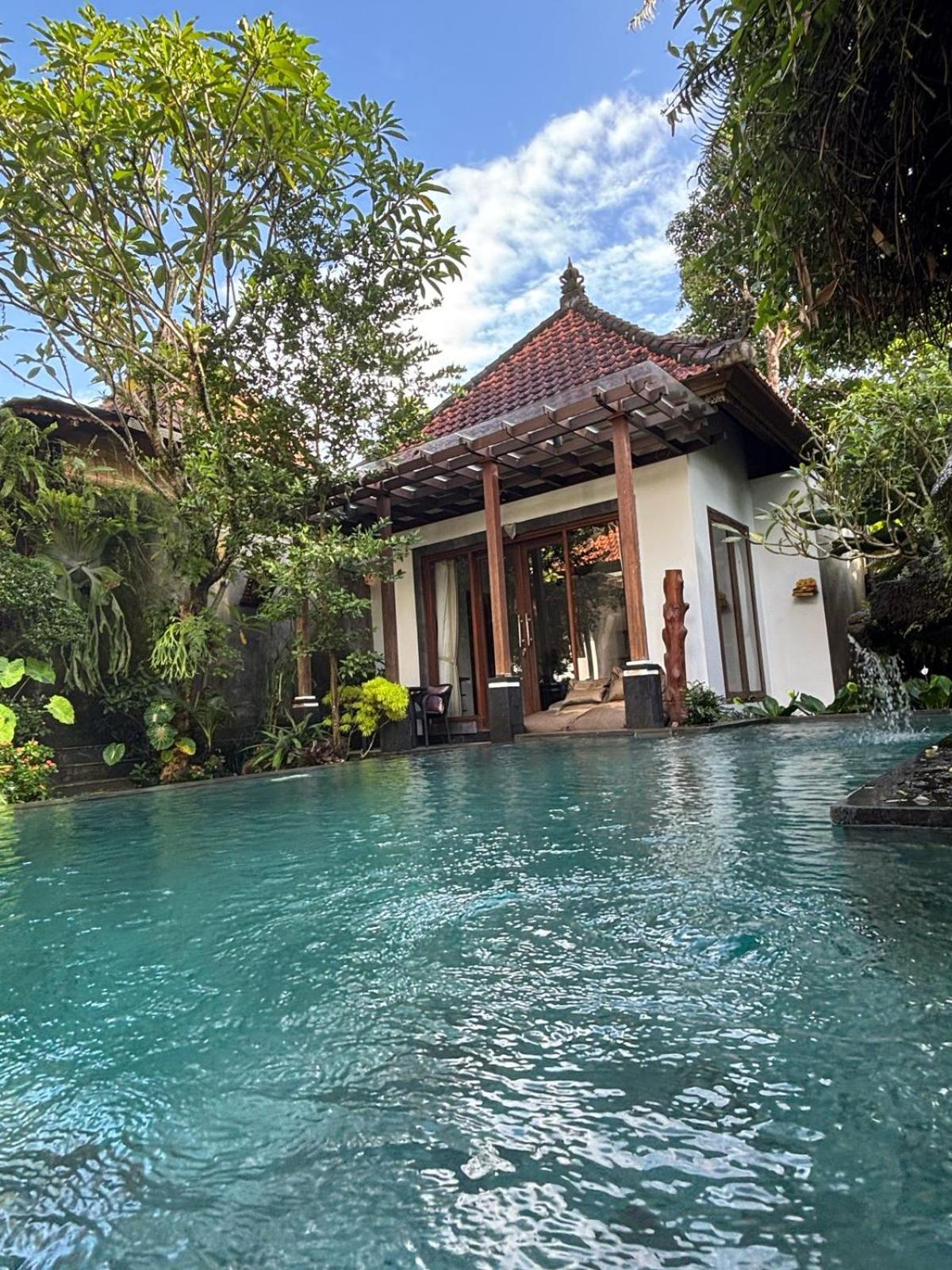 Bumbung Sari Villa อูบุด ภายนอก รูปภาพ